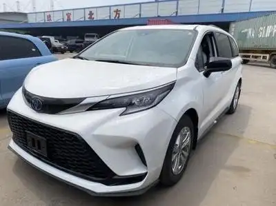 关于丰田混动汽车10万左右的配图及描述